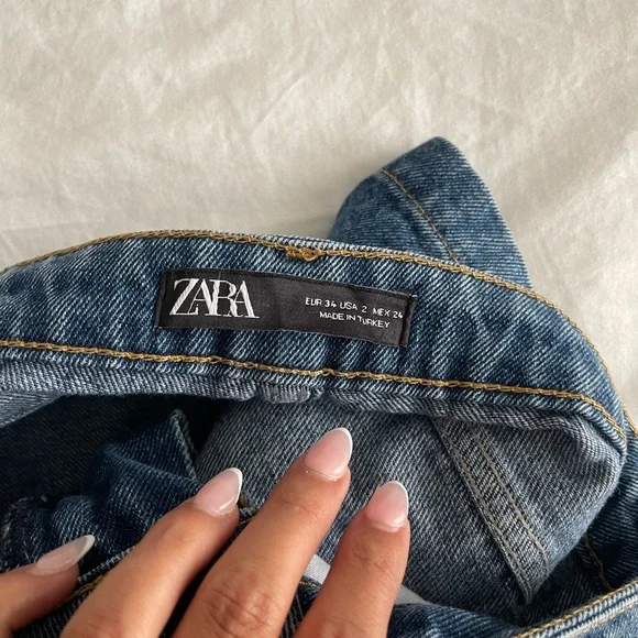 ZARA Blue Boyfriend Jeans - Picture 9 of 9